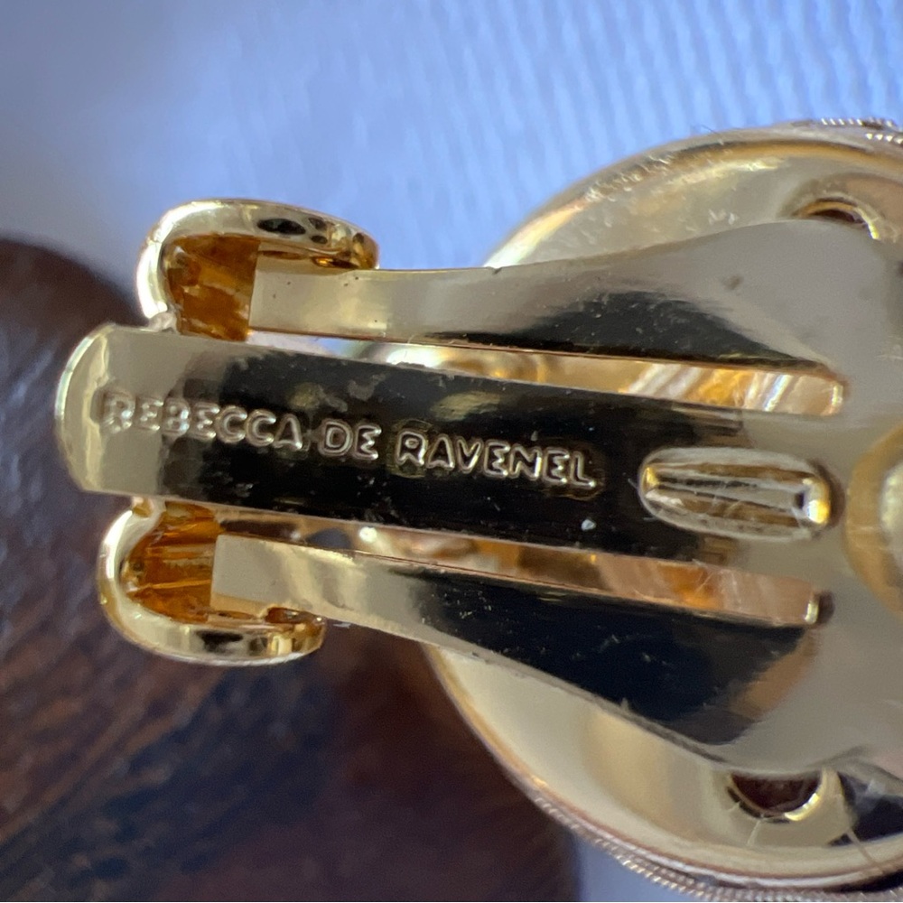 Rebecca de Ravenel Mini Earrings Cora Dark Wood Gold Clip Back 2"💖Great … - Picture 5 of 8